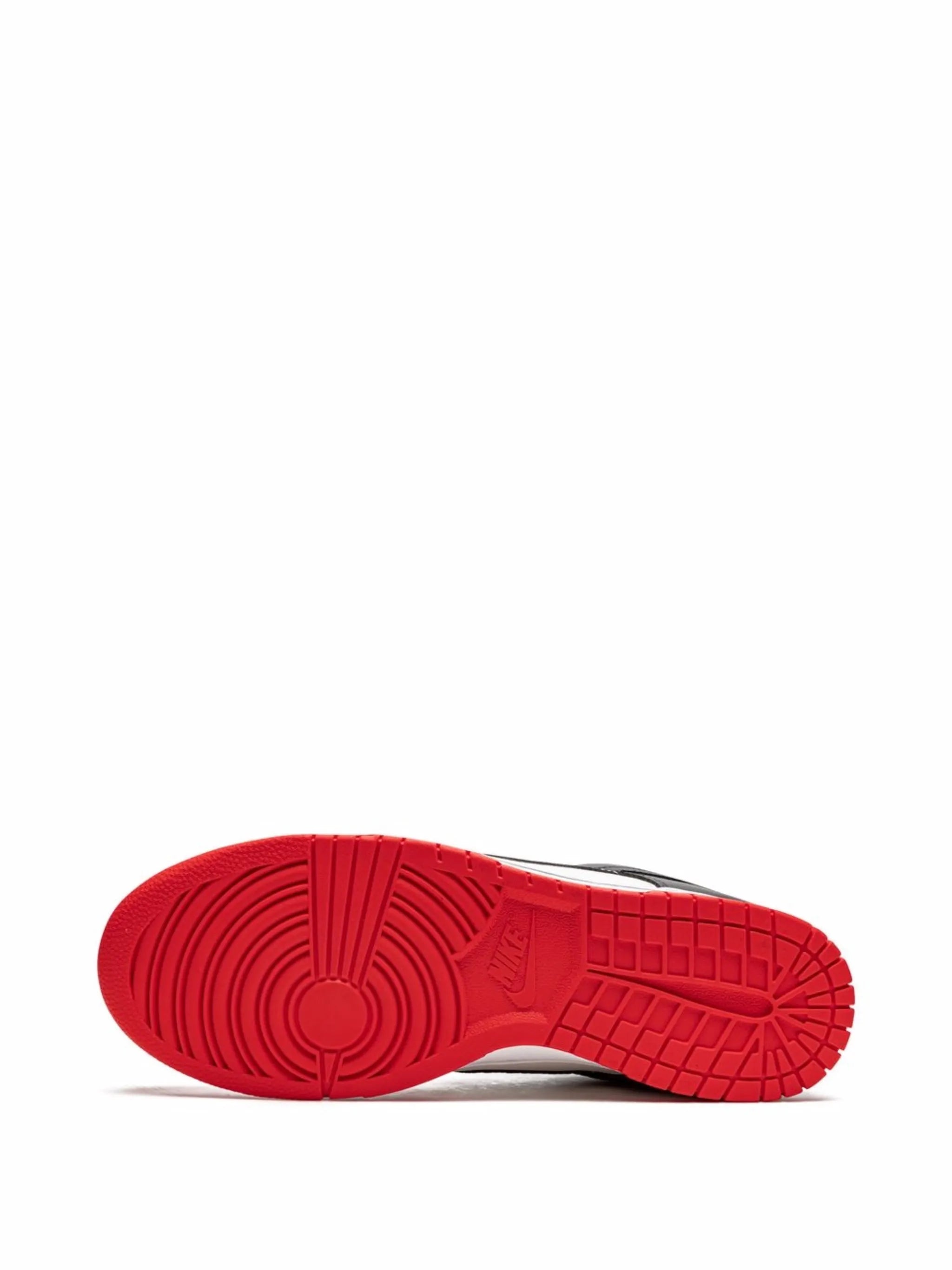 Dunk Low Black and Chile Red