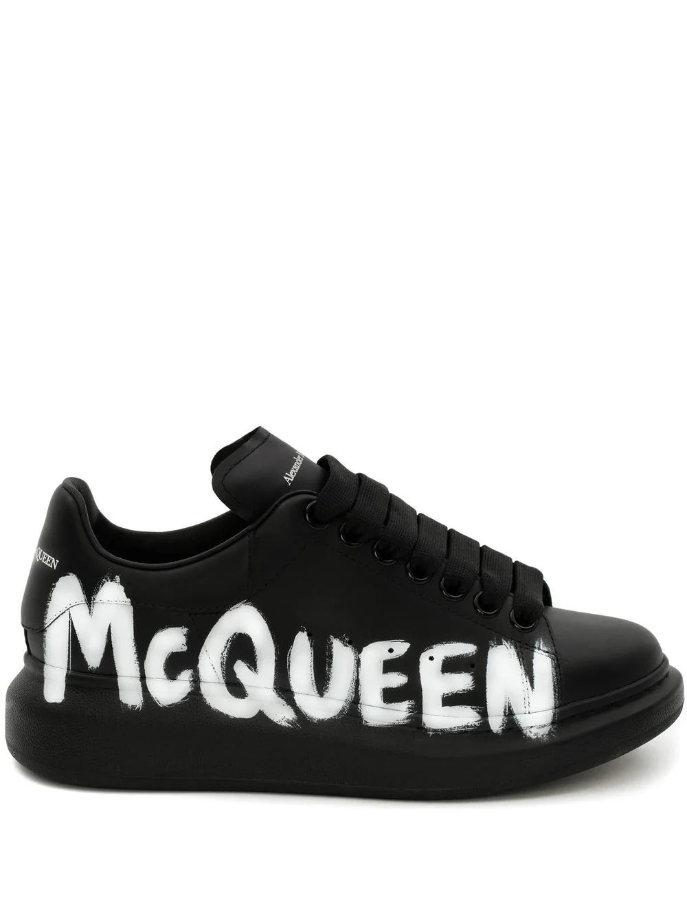 N373O Alexander McQueen Graffiti-print Oversized sneakers