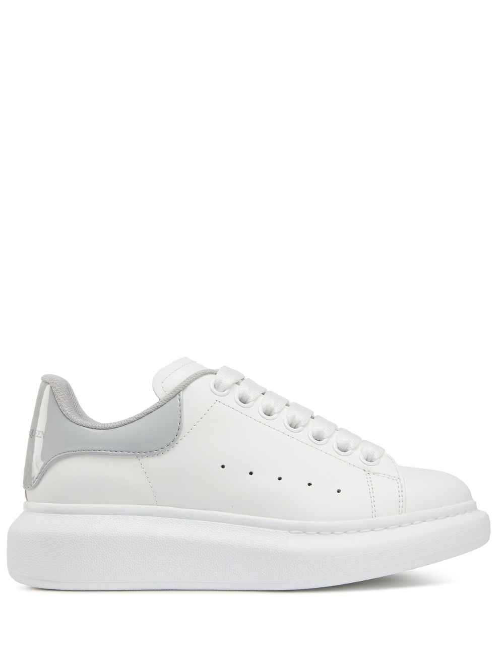 N373O Alexander mcQueen tenis bajo color blanco gris charol (G5) - Calzado de mujer y hombre
