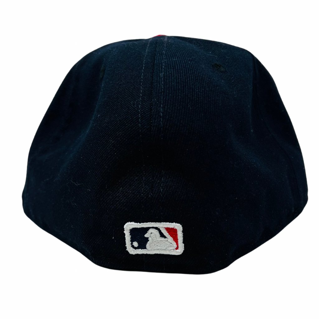N373O Gorra SnapBack New Era Atlanta Braves Black On White 59FIFTY - Calzado de mujer y hombre