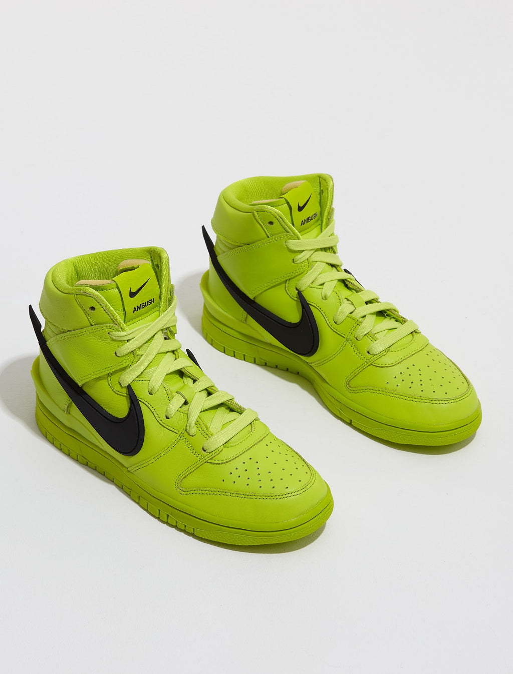 N3700 tenis Dunk High Atomic Green de Nike x AMBUSH - Calzado de mujer y hombre