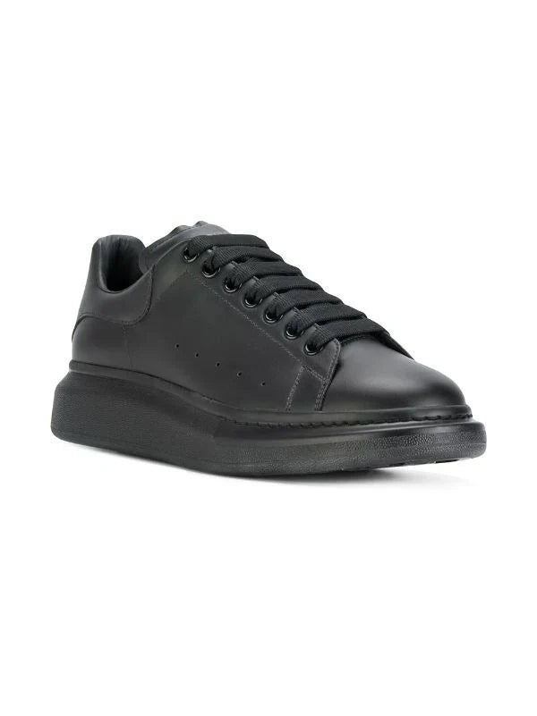 N374O (G5) Alexander McQueen tenis con suela ancha negro total