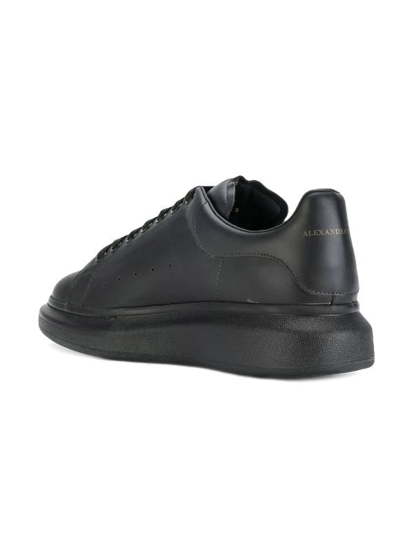 N374O (G5) Alexander McQueen tenis con suela ancha negro total