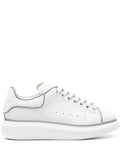 N374O (G5) Alexander McQueen
tenis oversize reflective Alexander mcQueen tenis bajo color Blanco
