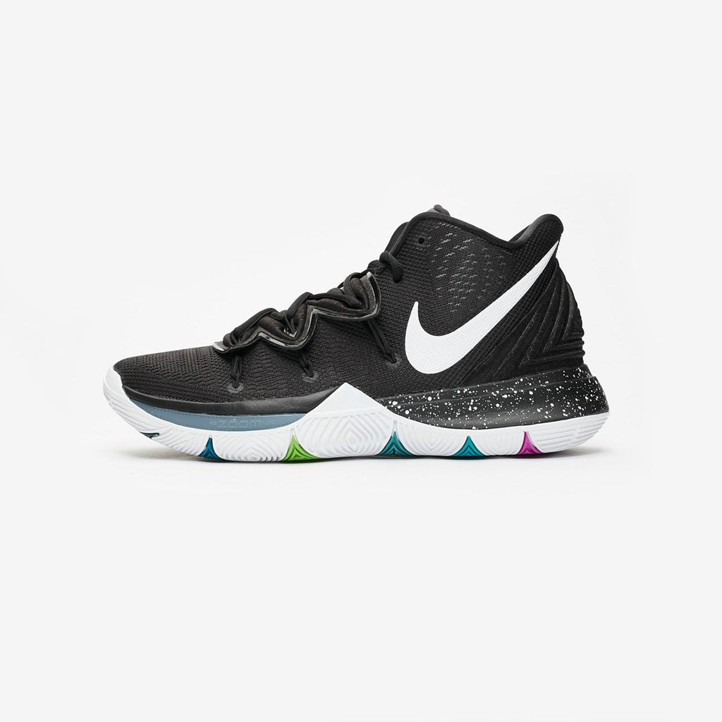 Nike Kyrie 5 Black Magic negro blanco