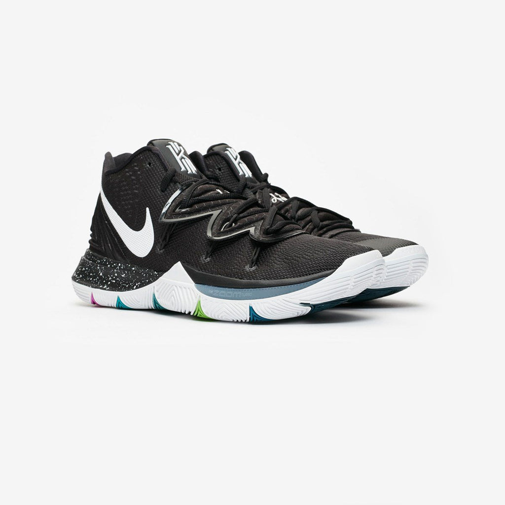 Nike Kyrie 5 Black Magic negro blanco
