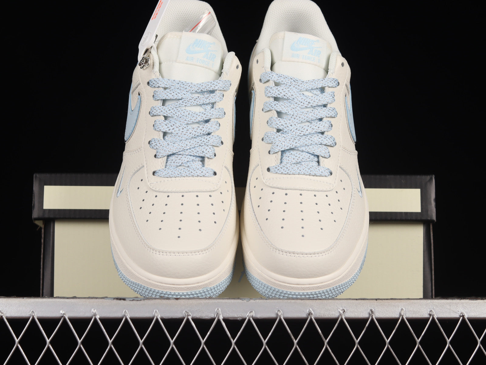 N372O Nike Air Force 1 07 Low Keep Fresh Beige Blue Silver Azul Plata