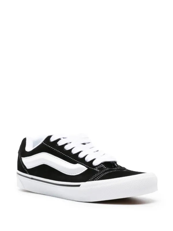 Vans knu skool negro blanco clásico