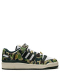 adidas "tenis Forum 84 Low ""30th Anniversary Green Camo"" de adidas x BAPE" - Calzado de mujer y hombre