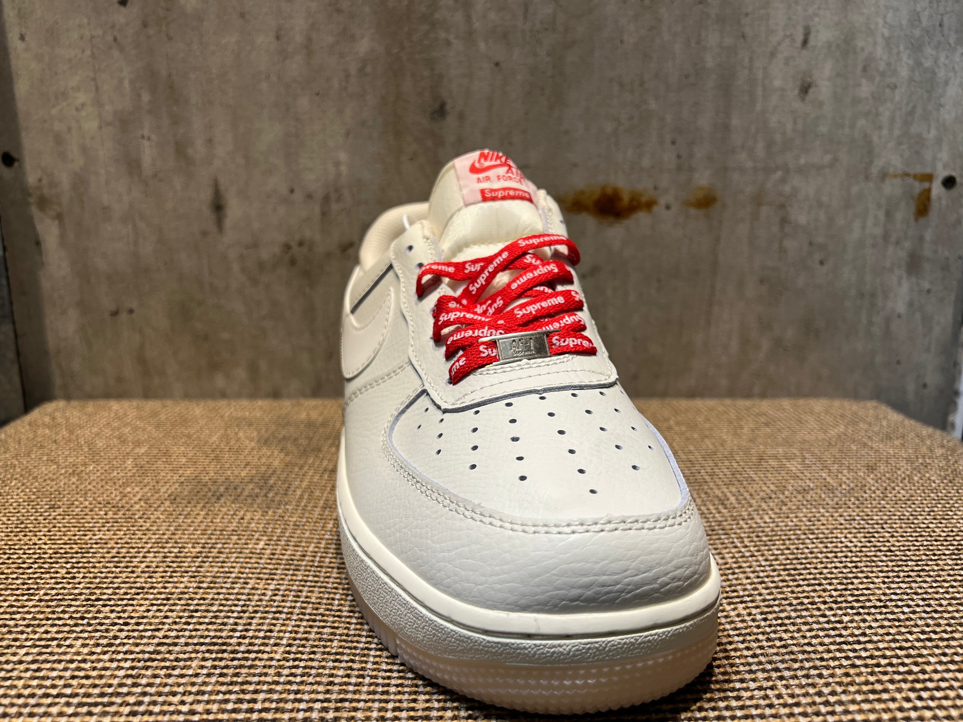 N372O Nike tenis Air Force 1 Supreme Beige - Calzado de mujer y hombre