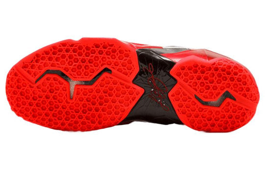 N372O Nike LeBron 11 'Away' Negros Rojos Metálicos - Calzado de mujer y hombre