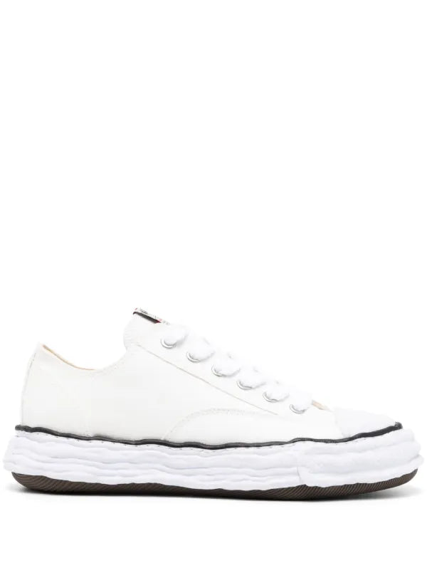 Maison MIHARA YASUHIRO
tenis bajos Peterson23