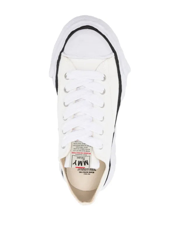 Maison MIHARA YASUHIRO
tenis bajos Peterson23