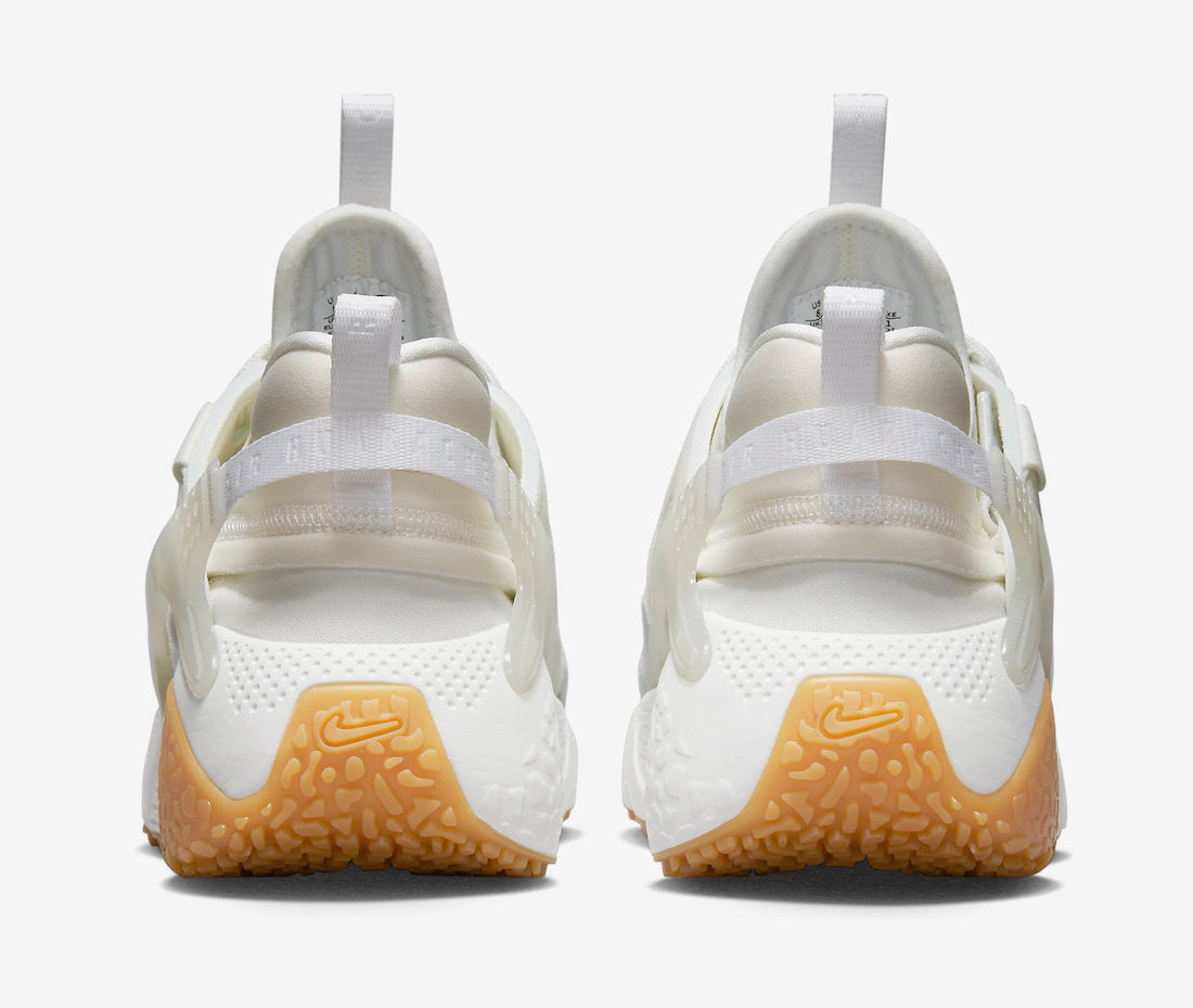 N373O NIKE’S NEW AIR HUARACHE CRAFT SURFACES IN “WHITE GUM