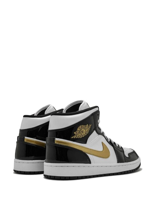 Jordan 1 Mid Patent en negro, blanco y dorado