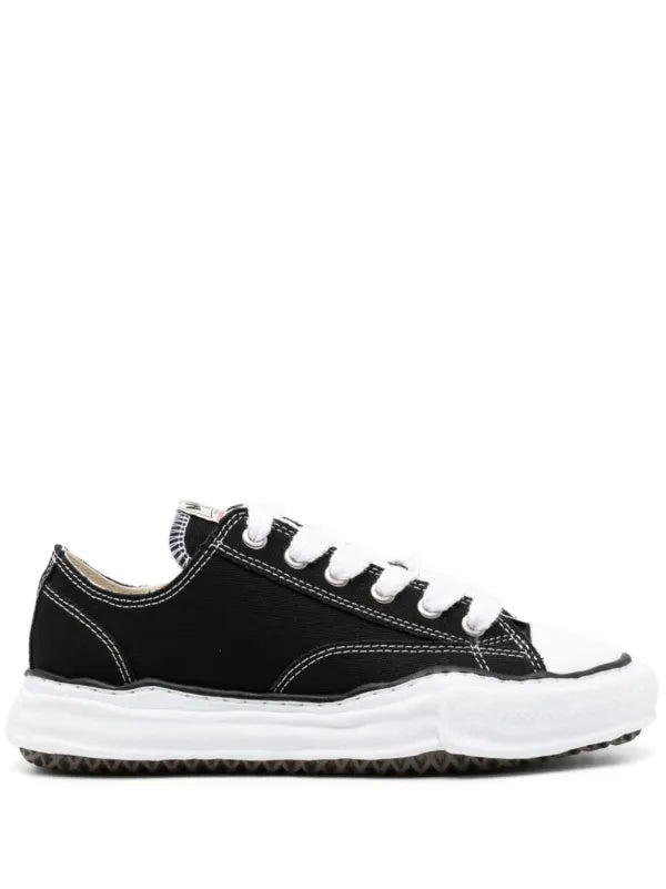 Tenis Maison MIHARA YASUHIRO
tenis Peterson