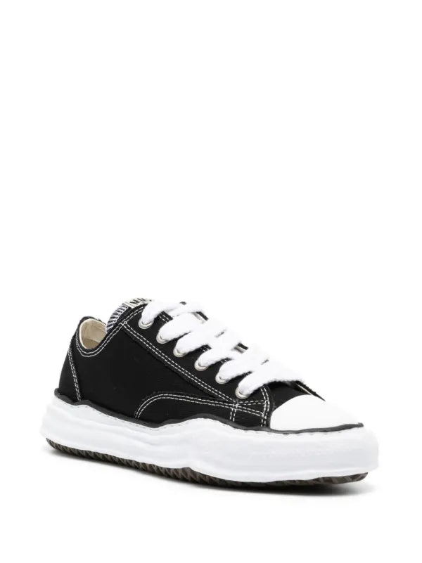 Tenis Maison MIHARA YASUHIRO
tenis Peterson