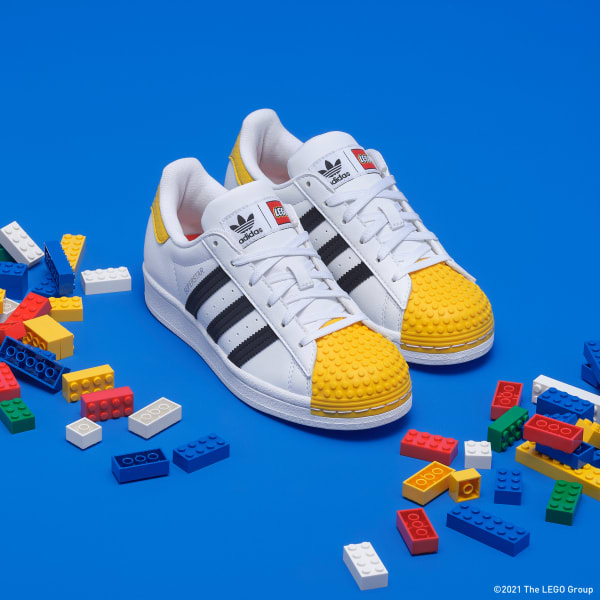 N370O Adidas Super Star Concha blanco amarillo lego - Calzado de mujer y hombre
