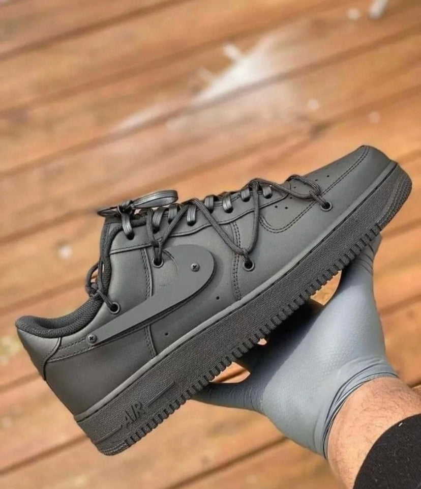 N370O tenis bajos Nike air force customizado negro