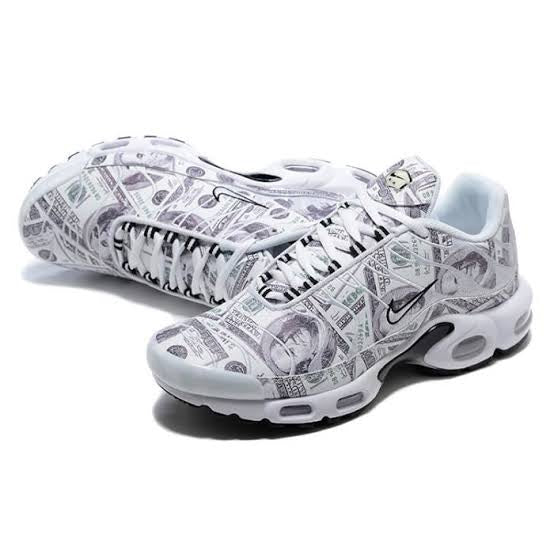 N372O Nike air max plus dollar