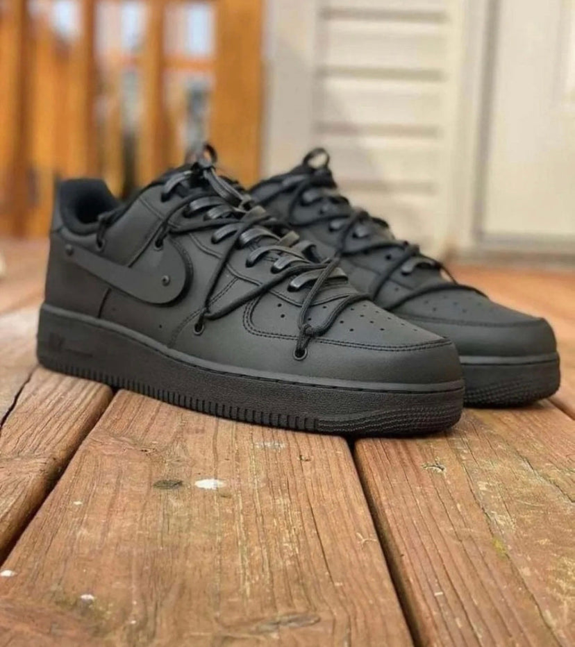 N370O tenis bajos Nike air force customizado negro