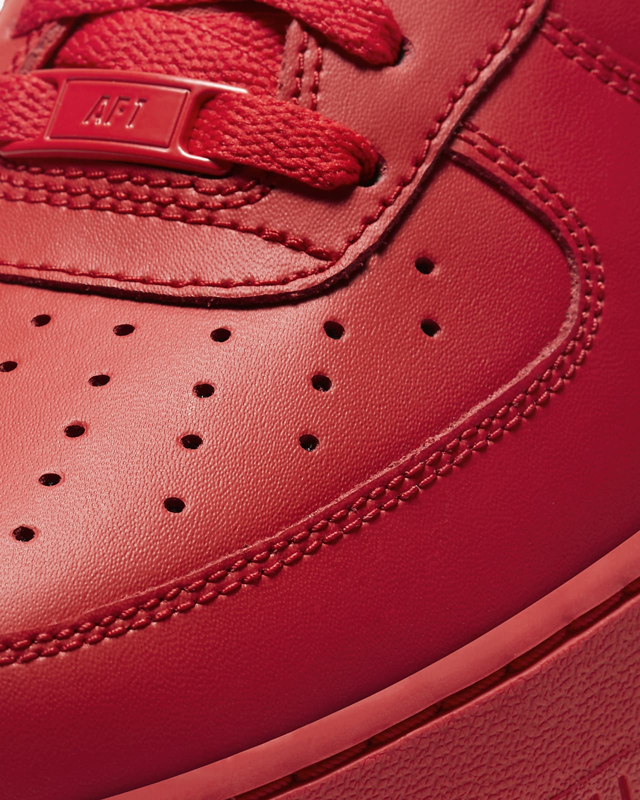 N372O Nike Air Force Rojo LV8