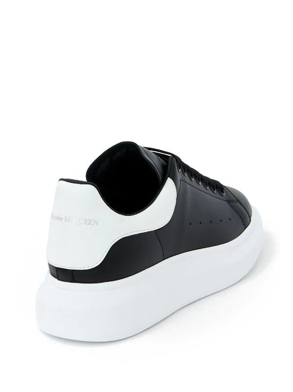 (G5) Alexander McQueen tenis bajos Oversized Negro blanco