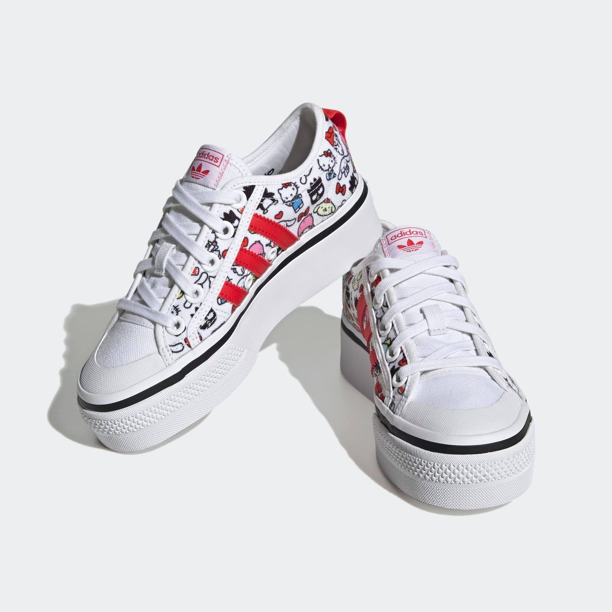 N372O Adidas hello kitty
