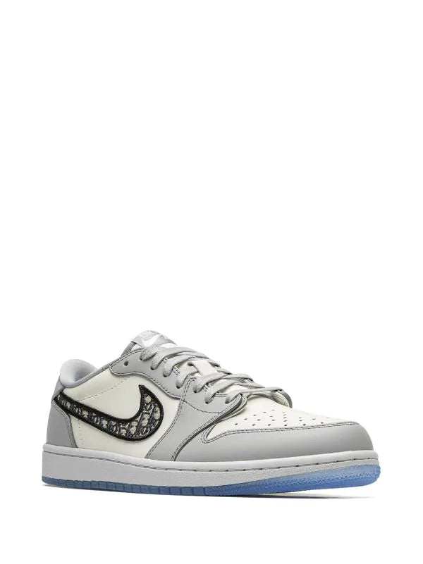 N370O tenis Air Jordan 1 Low de Jordan x Dior