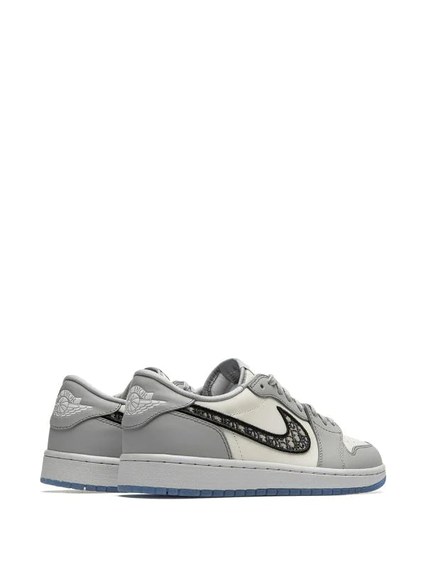 N370O tenis Air Jordan 1 Low de Jordan x Dior