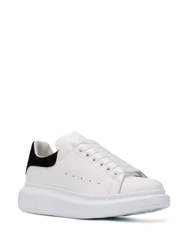 N373O (G5) Alexander McQueen tenis bajos Oversize Talon Gamuza Negro