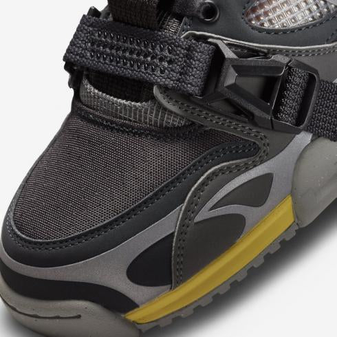 N370O Nike Air Trainer 1 SP Dark Smoke Grey Black Iron Grey Off Noir
