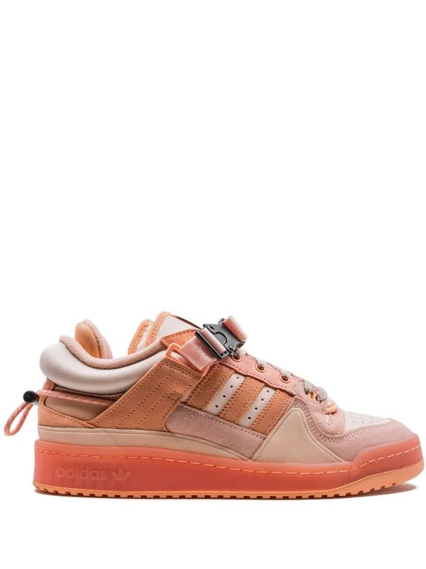 N372O Tenis Sneakers Adidas FORUM BUCKLE LOW "Bad Bunny - Easter Egg" rosa - Calzado de mujer y hombre
