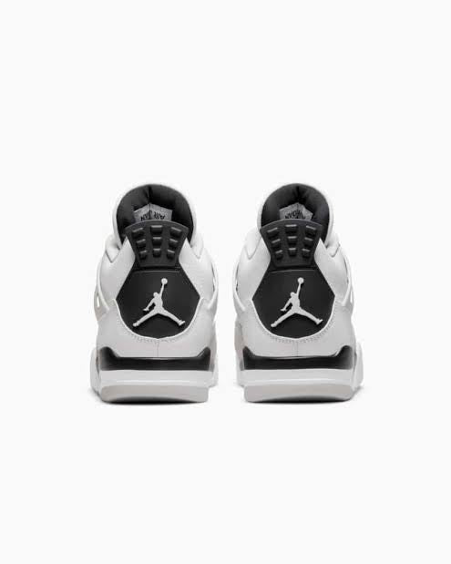 N375O (G5) Jordan 4 military Black