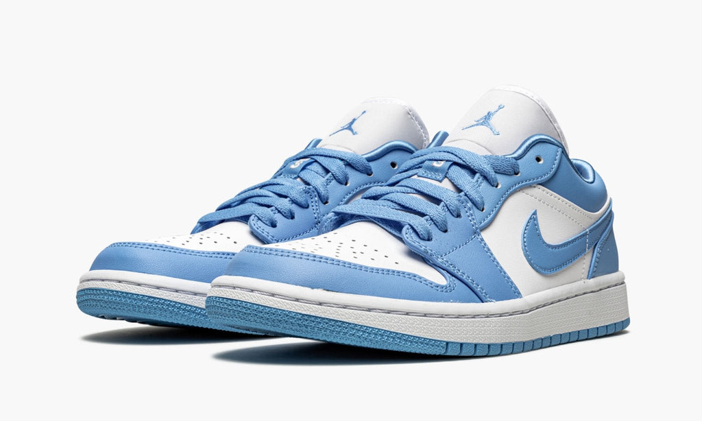 N370O NIKE JORDAN 1 AZUL RETRO UNIVERSITY BLUE - Calzado de mujer y hombre